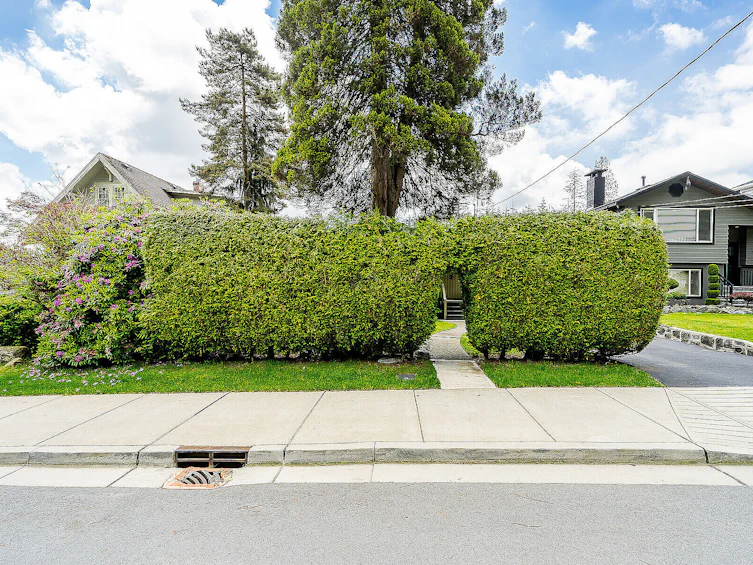 625 E 22nd Street, North Vancouver, BC, V7L 3E1 - 4