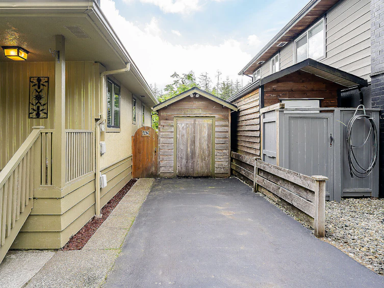 625 E 22nd Street, North Vancouver, BC, V7L 3E1 - 27