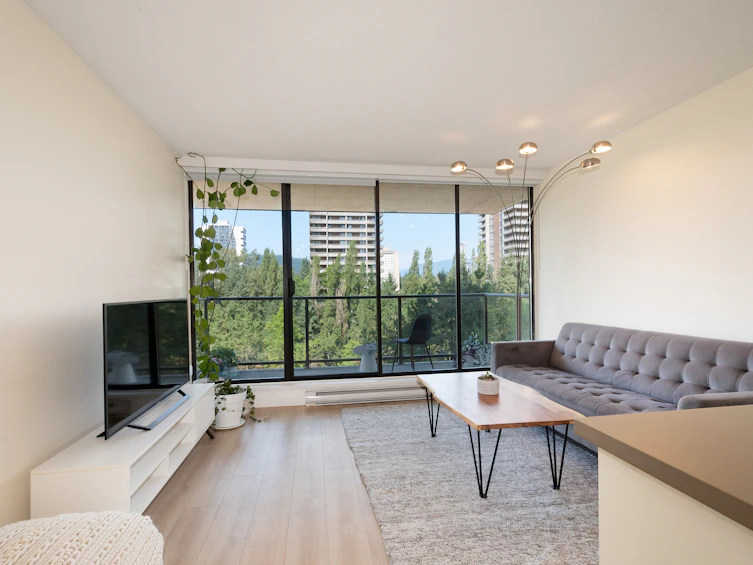 907-3970 Carrigan Court, Burnaby, BC, V3N 4S5 - 5