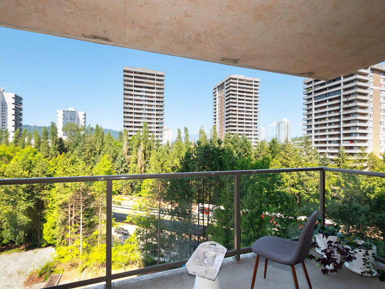 907-3970 Carrigan Court, Burnaby, BC, V3N 4S5 - 9