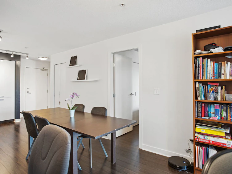 205-2888 E 2nd Avenue, Vancouver, BC, V5M 0B9 - 11