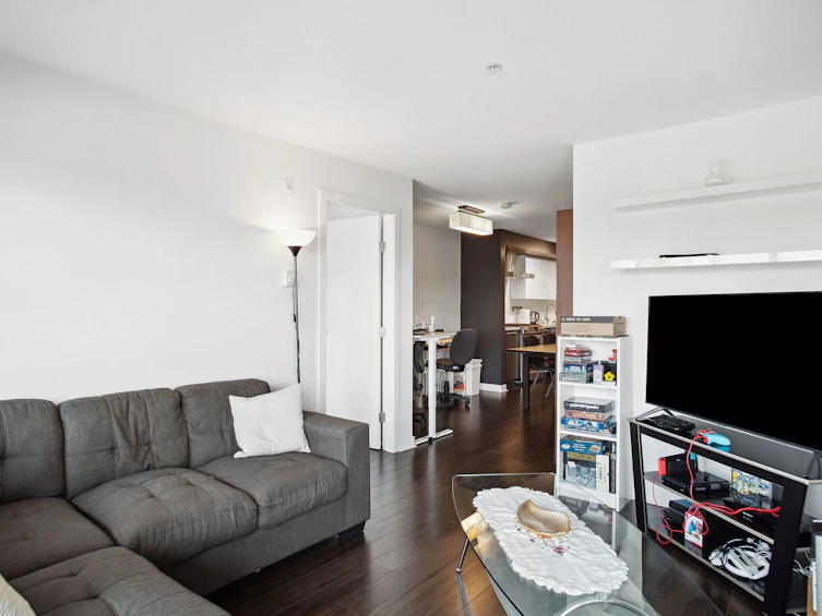 205-2888 E 2nd Avenue, Vancouver, BC, V5M 0B9 - 12