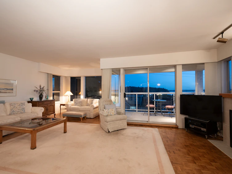 1215 Clyde Avenue, West Vancouver, BC, V7T 1E6 - 3