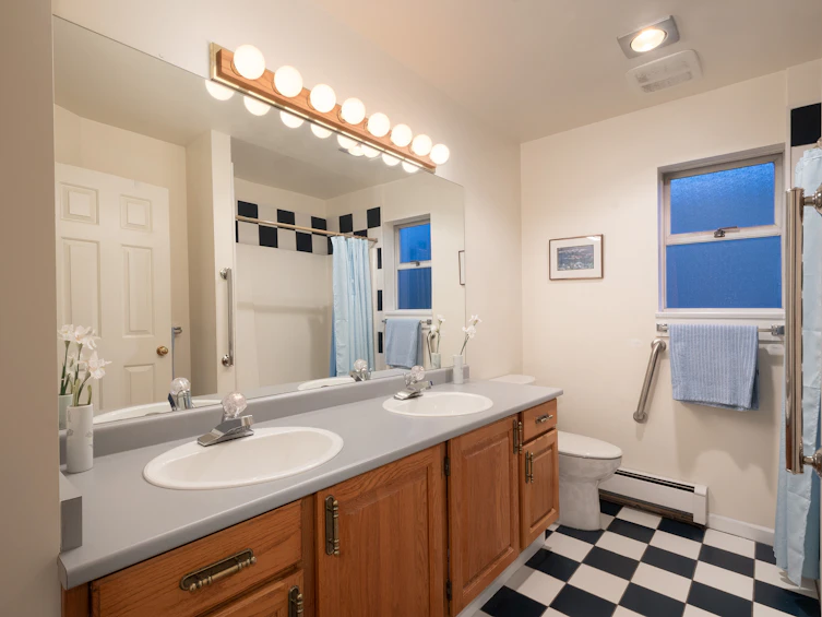 1215 Clyde Avenue, West Vancouver, BC, V7T 1E6 - 23