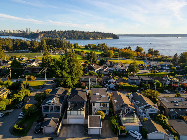 1215 Clyde Avenue, West Vancouver, BC, V7T 1E6 - 33