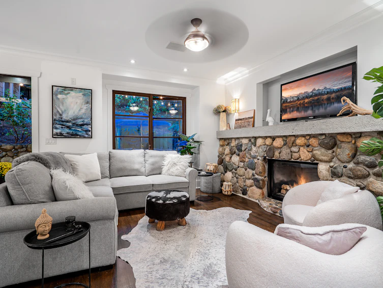 3394 Mahon Avenue, North Vancouver, BC, V7N 3T6 - 7