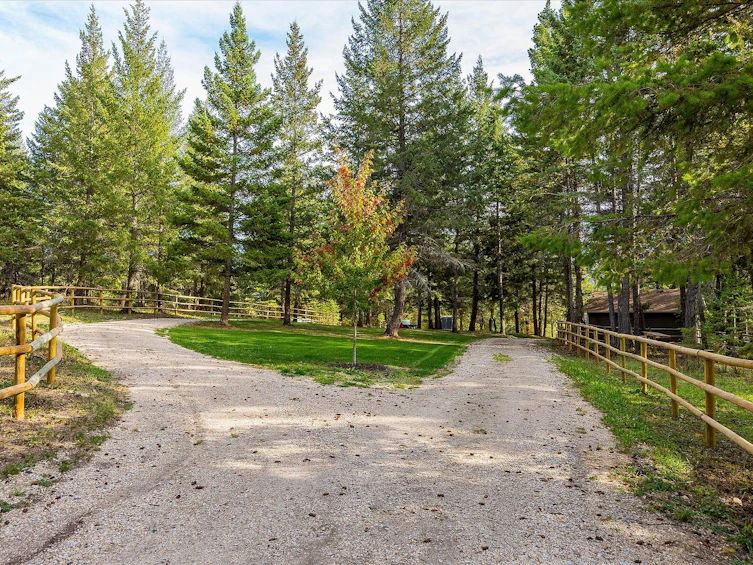 192 Louie View Drive, Lumby, BC, V0E 2G1 - 65