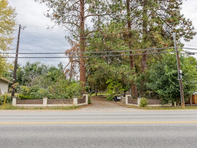 4377 Lakeshore Road - 2