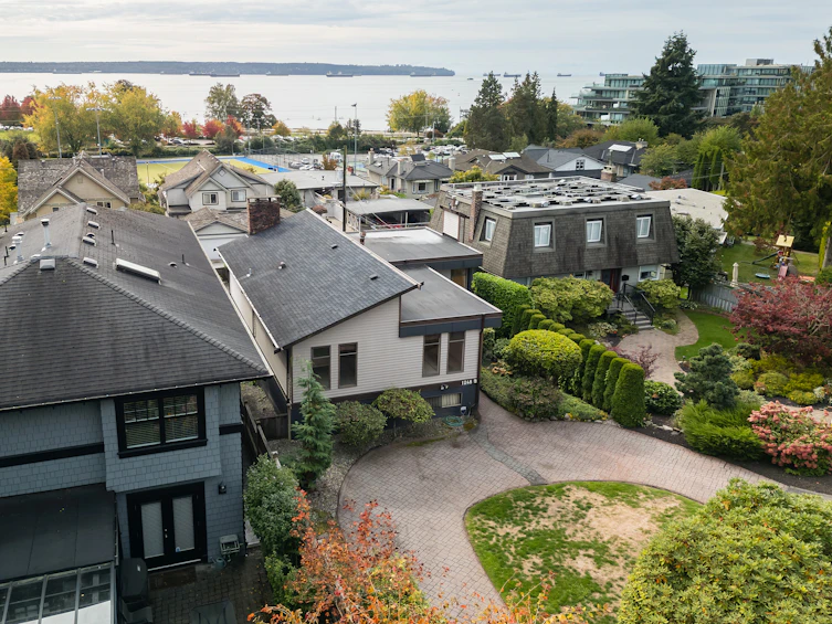 1248 Keith Road, West Vancouver, BC, V7T 1M9 - 3