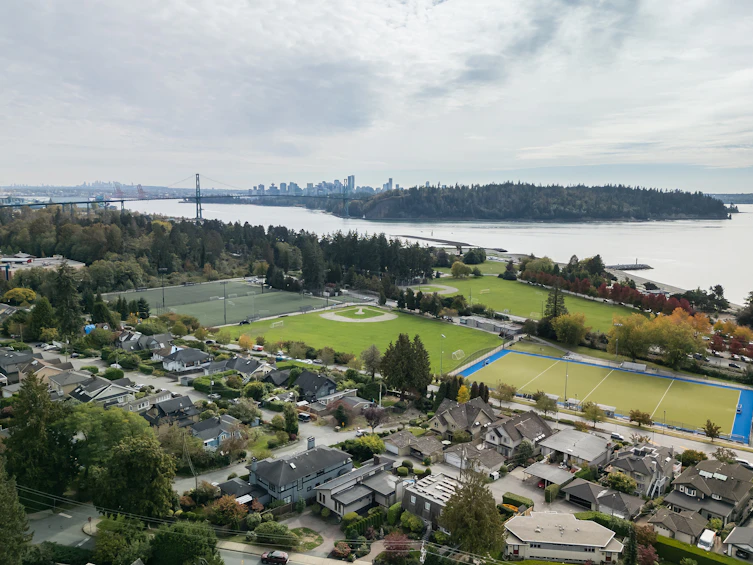 1248 Keith Road, West Vancouver, BC, V7T 1M9 - 21