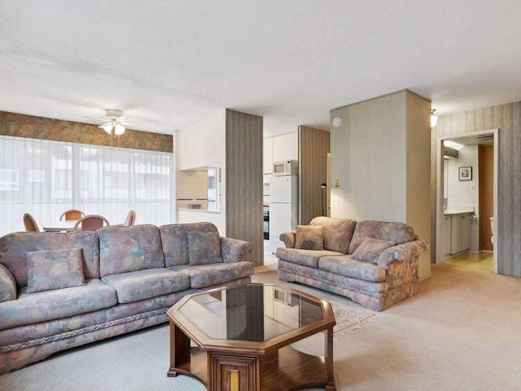 102-1845 Bellevue Avenue, West Vancouver, BC, V7V 1B2 - 11