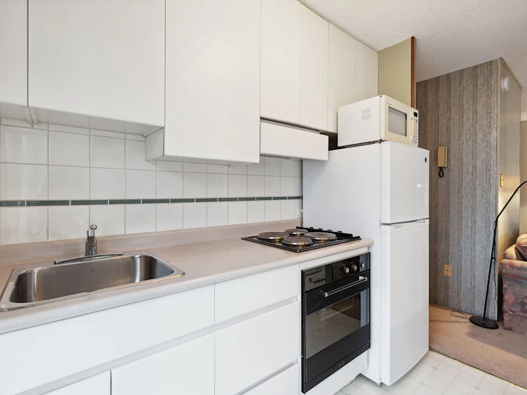 102-1845 Bellevue Avenue, West Vancouver, BC, V7V 1B2 - 16