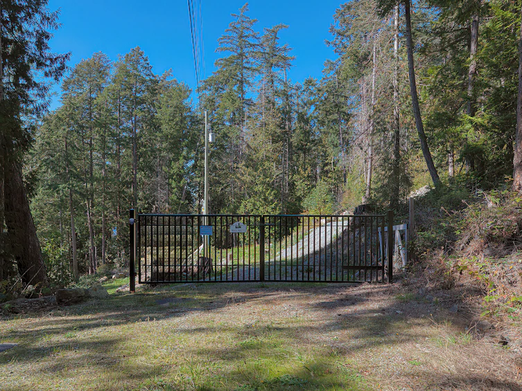 7339 Belle Road, Halfmoon Bay, BC, V7Z 0T3 - 3