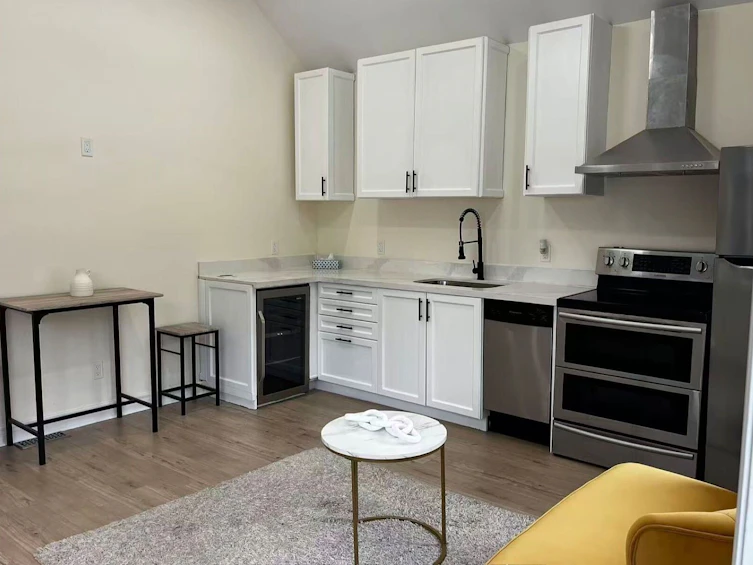 70 Dunraven Drive, Toronto, ON, M6M 1H2 - 3