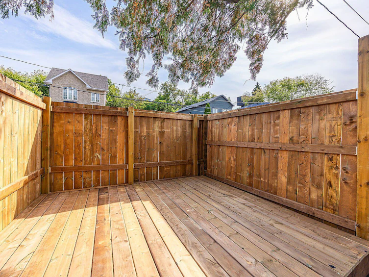 70 Dunraven Drive, Toronto, ON, M6M 1H2 - 10