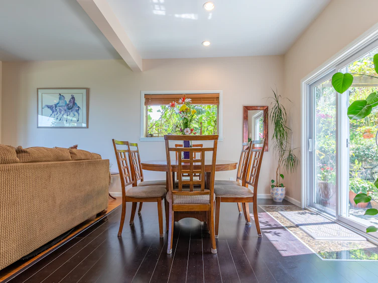 4572 Cordova Bay Road, Saanich, BC, V8X 3V5 - 6