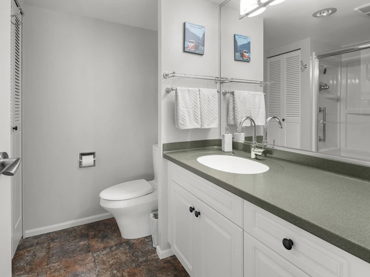 403-2910 Cook Street, Victoria, BC, V8T 3S7 - 21