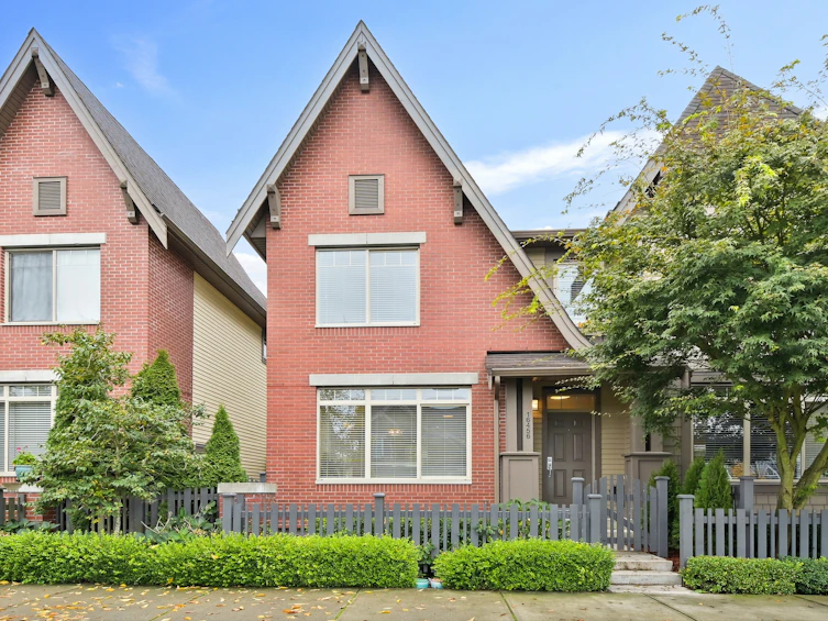 16456 25th Avenue, Surrey, BC, V3Z 0M8