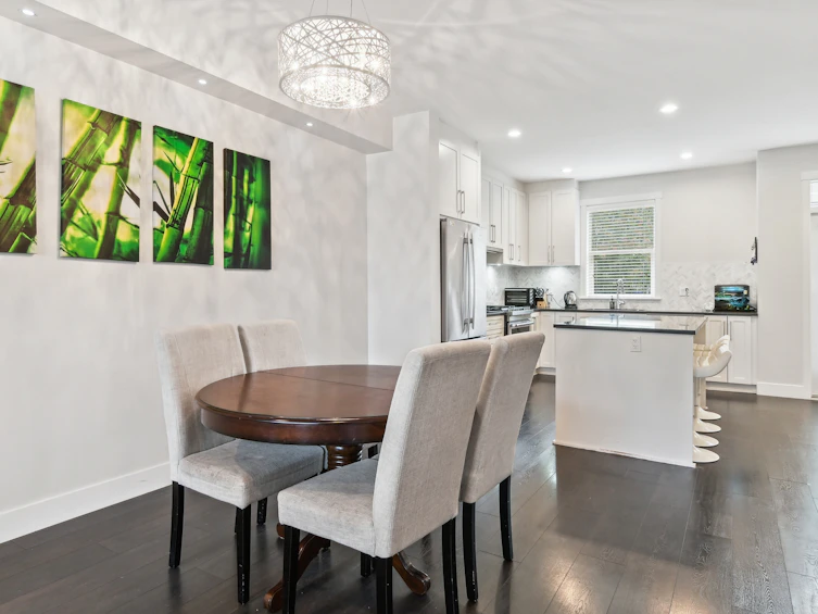 16456 25th Avenue, Surrey, BC, V3Z 0M8 - 5