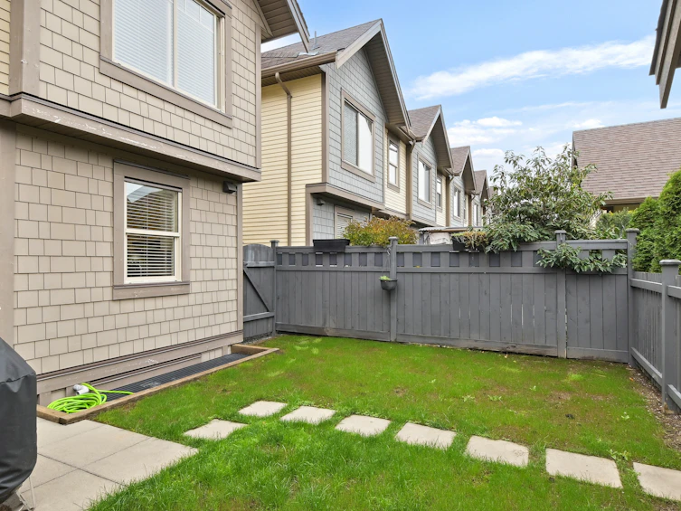 16456 25th Avenue, Surrey, BC, V3Z 0M8 - 24