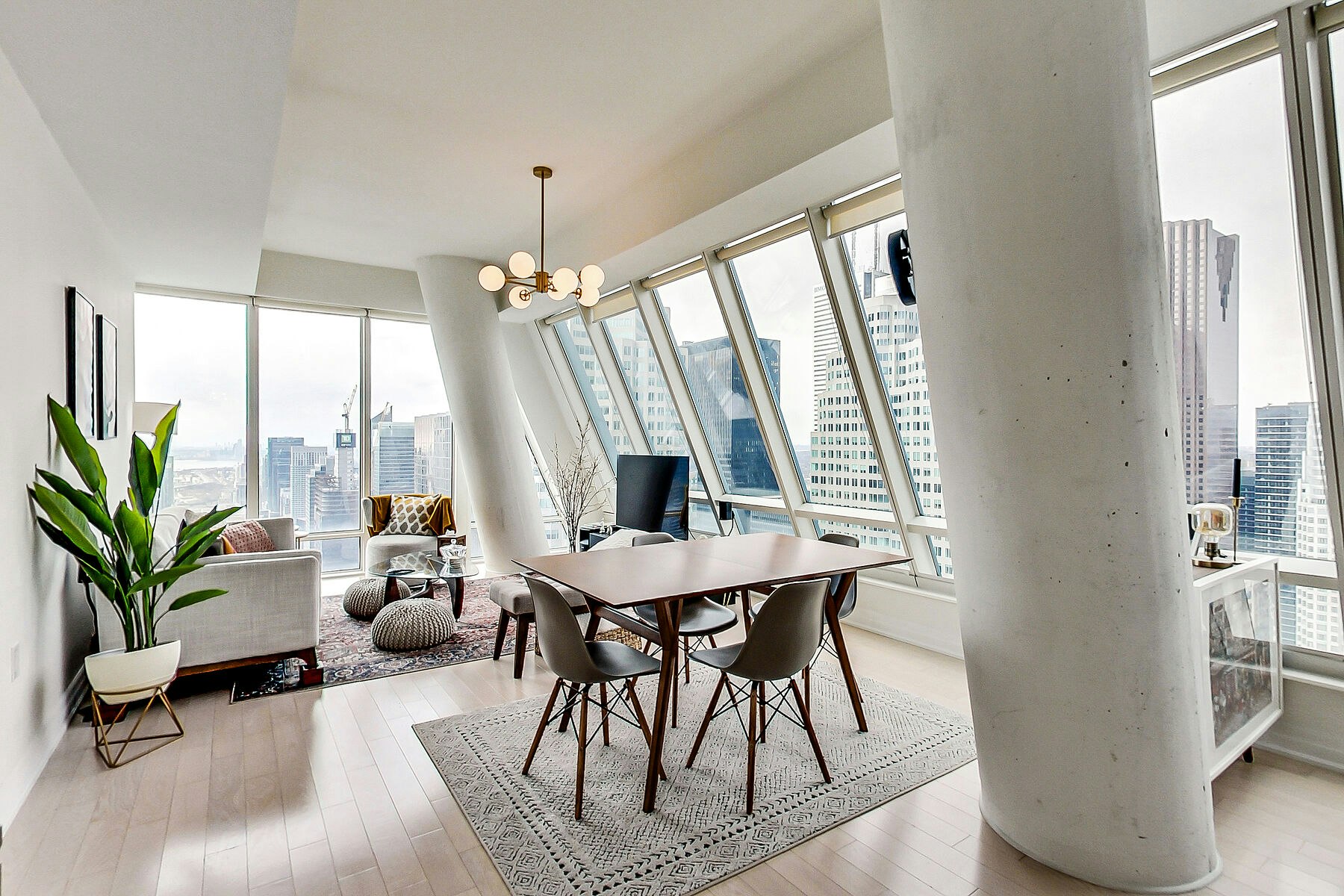 5504-8 The Esplanade, Toronto, ON, M5E 0A6