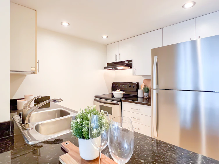 PH2-828 Agnes Street, New Westminster, BC, V3M 6R4 - 4