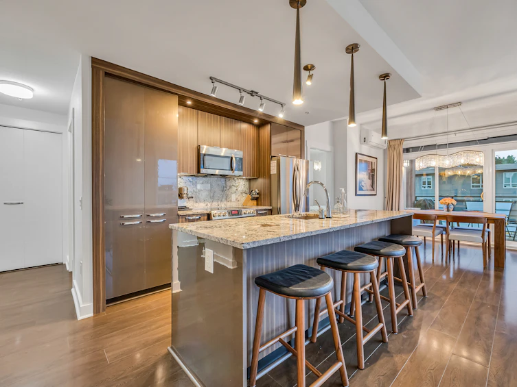 408-733 W 14th Street, North Vancouver, BC, V7M 0C6 - 6