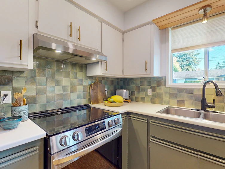 5762 Surf Circle, Sechelt, BC, V0N 3A0 - 12
