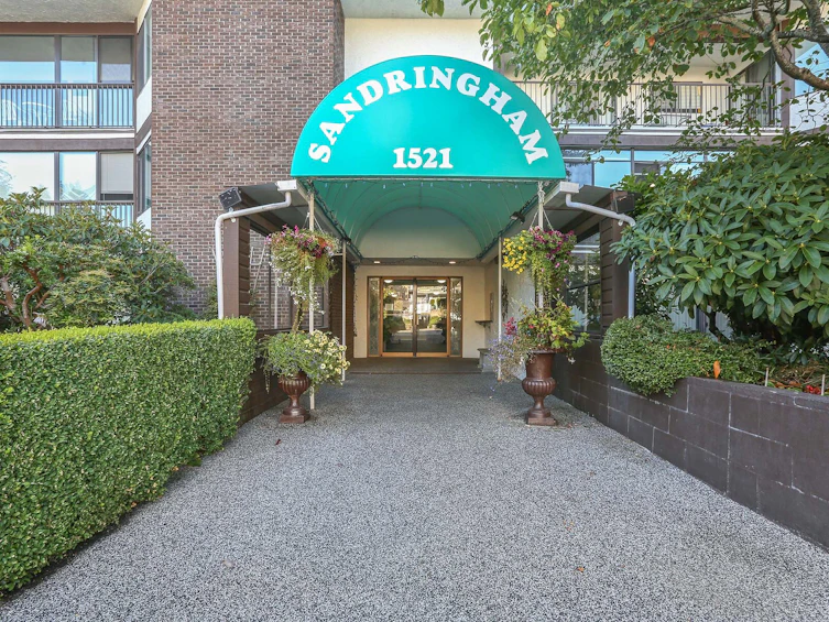 111-1521 Blackwood Street, Surrey, BC, V4B 3V6
