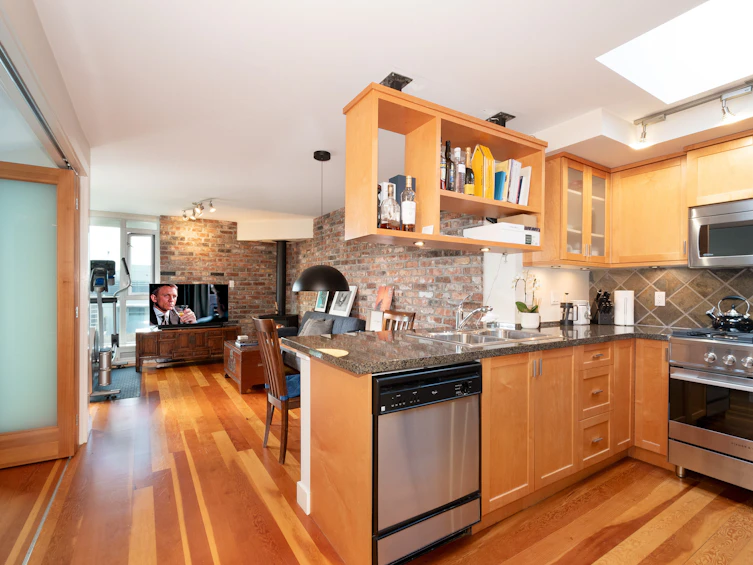 407-2515 Ontario Street, Vancouver, BC, V5T 4V4 - 4