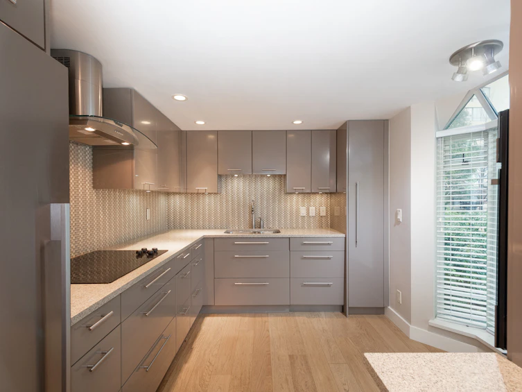 301-1455 Duchess Avenue, West Vancouver, BC, V7T 1H7 - 18