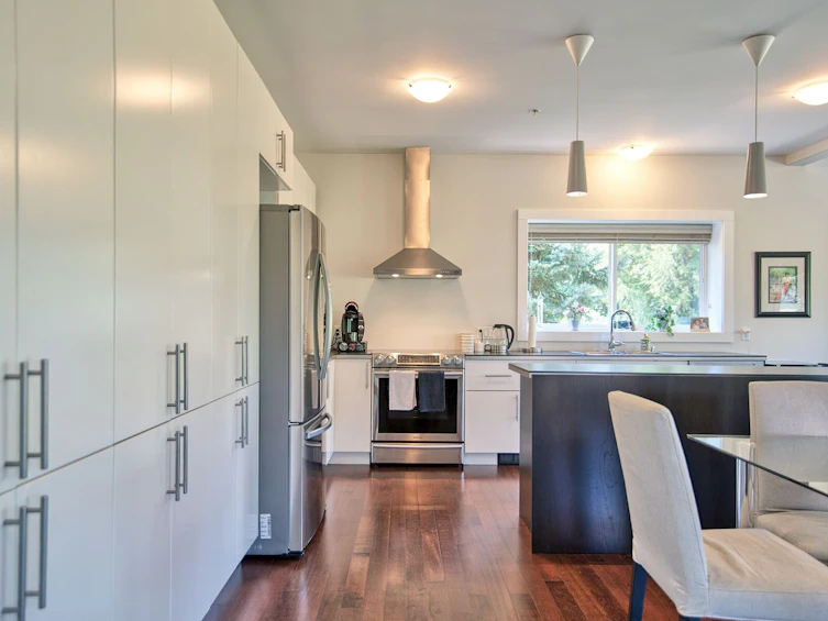 1-5778 Marine Way, Sechelt, BC, V7Z 0L8 - 8