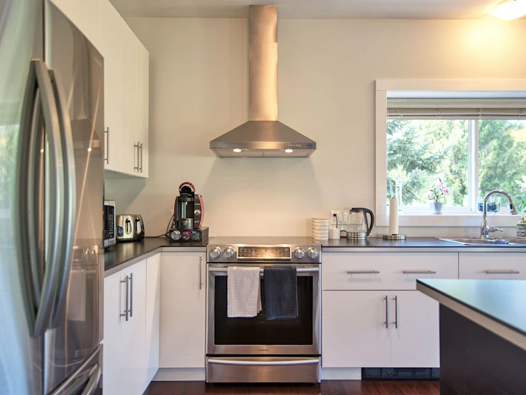 1-5778 Marine Way, Sechelt, BC, V7Z 0L8 - 11