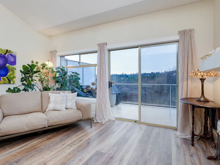 16-4360 Emily Carr Drive, Saanich, BC, V8X 4Y4 - 14