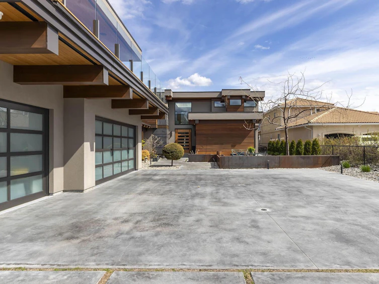 5818 Dale Avenue, Summerland, BC, V0H 1Z9 - 5