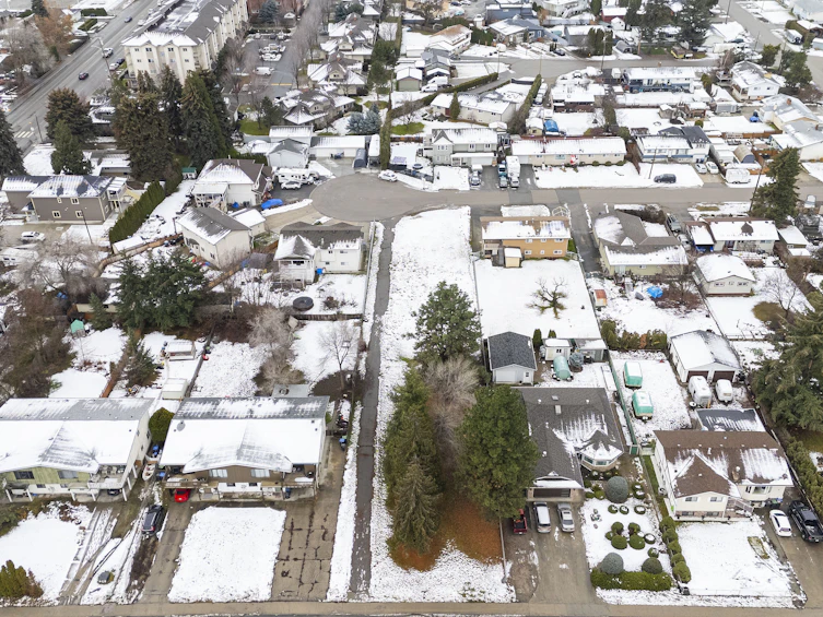 165 Mccurdy Road, Kelowna, BC, V1X 2P1 - 8