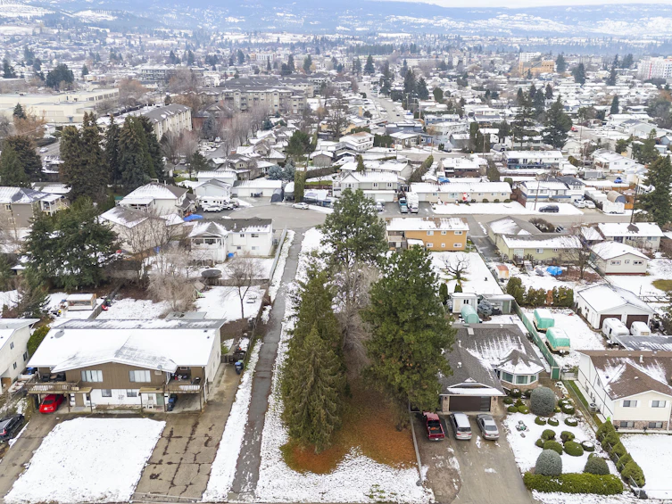 165 Mccurdy Road, Kelowna, BC, V1X 2P1 - 10