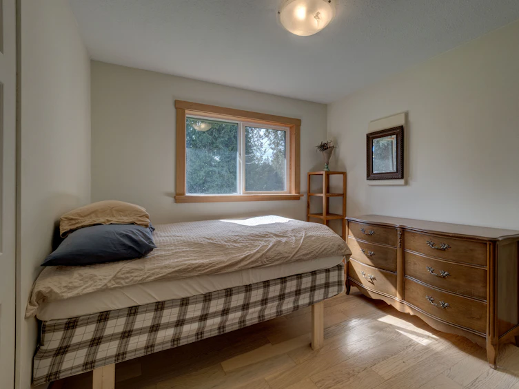 7822 Redrooffs Road, Halfmoon Bay, BC, V7Z 1A4 - 26