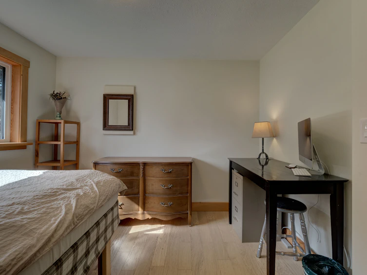 7822 Redrooffs Road, Halfmoon Bay, BC, V7Z 1A4 - 27
