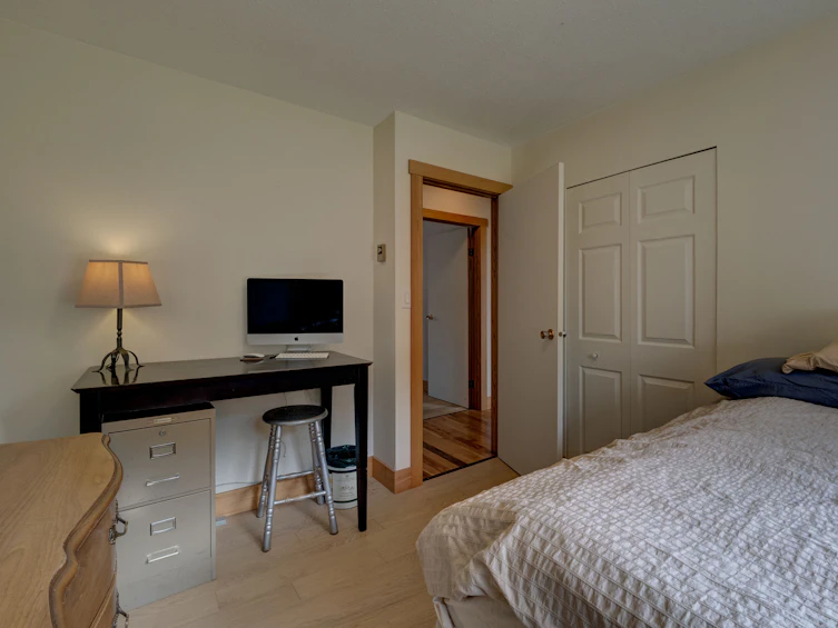 7822 Redrooffs Road, Halfmoon Bay, BC, V7Z 1A4 - 21