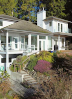 6417 Sunshine Coast Highway