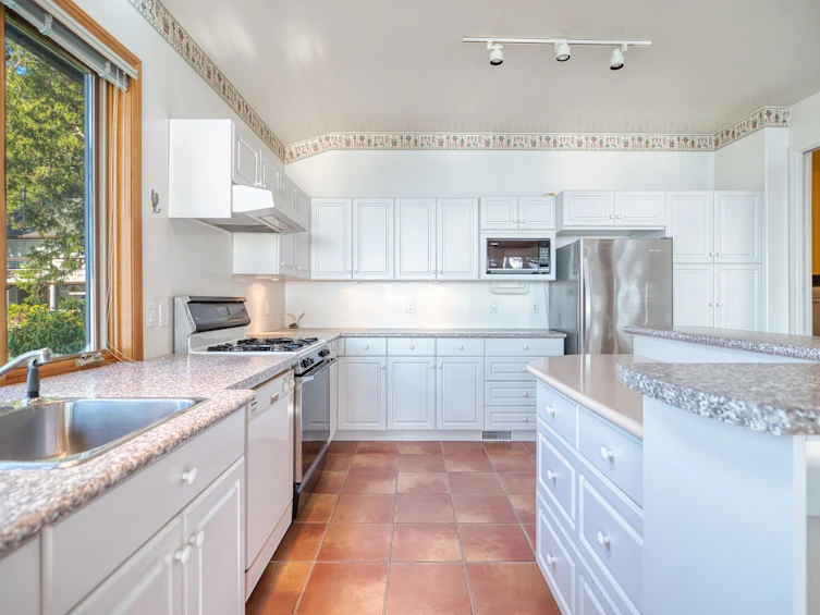 6417 Sunshine Coast Highway, Sechelt, BC, V7Z 0N6 - 17