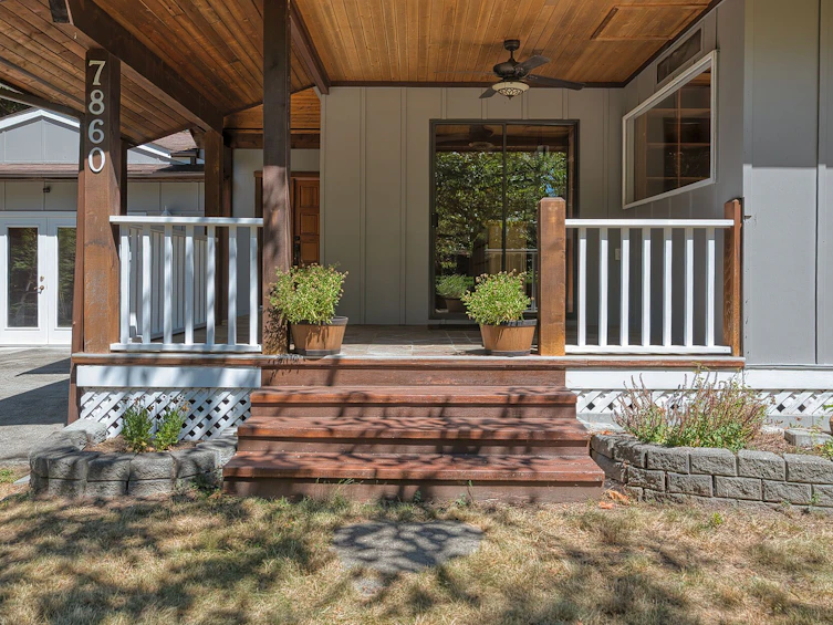 7858-7860 Redrooffs Road, Halfmoon Bay, BC, V7Z 1A4 - 18