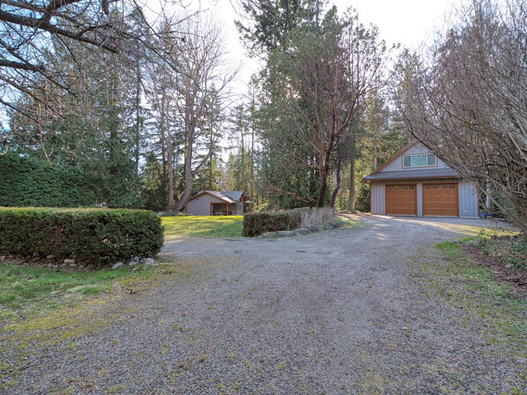 7858-7860 Redrooffs Road, Halfmoon Bay, BC, V7Z 1A4 - 37