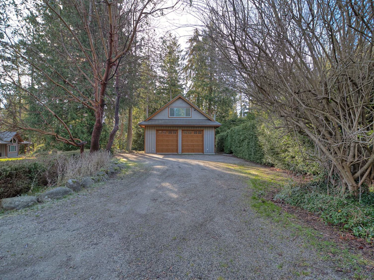 7858-7860 Redrooffs Road, Halfmoon Bay, BC, V7Z 1A4 - 4