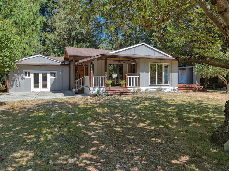 7858-7860 Redrooffs Road, Halfmoon Bay, BC, V7Z 1A4 - 16