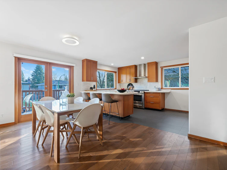 1668 Pierard Road, North Vancouver, BC, V7J 1Y2 - 8