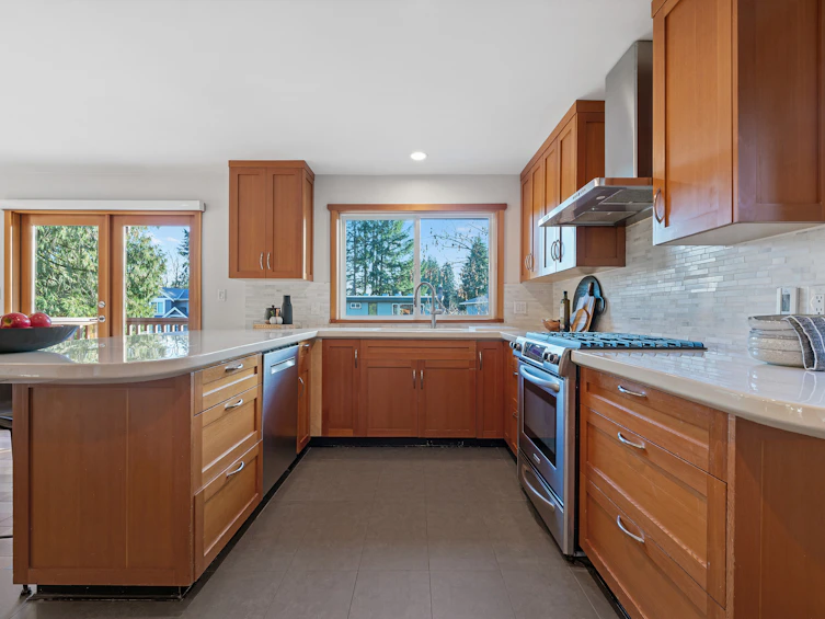 1668 Pierard Road, North Vancouver, BC, V7J 1Y2 - 15