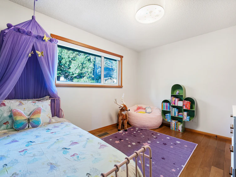 1668 Pierard Road, North Vancouver, BC, V7J 1Y2 - 20
