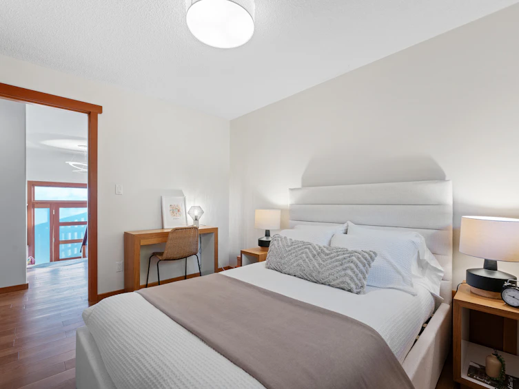 1668 Pierard Road, North Vancouver, BC, V7J 1Y2 - 23